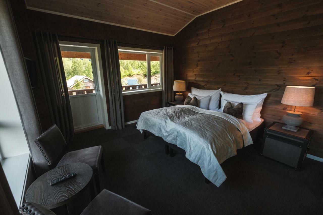 Blatind Boutique Hotel Stordal Exterior photo